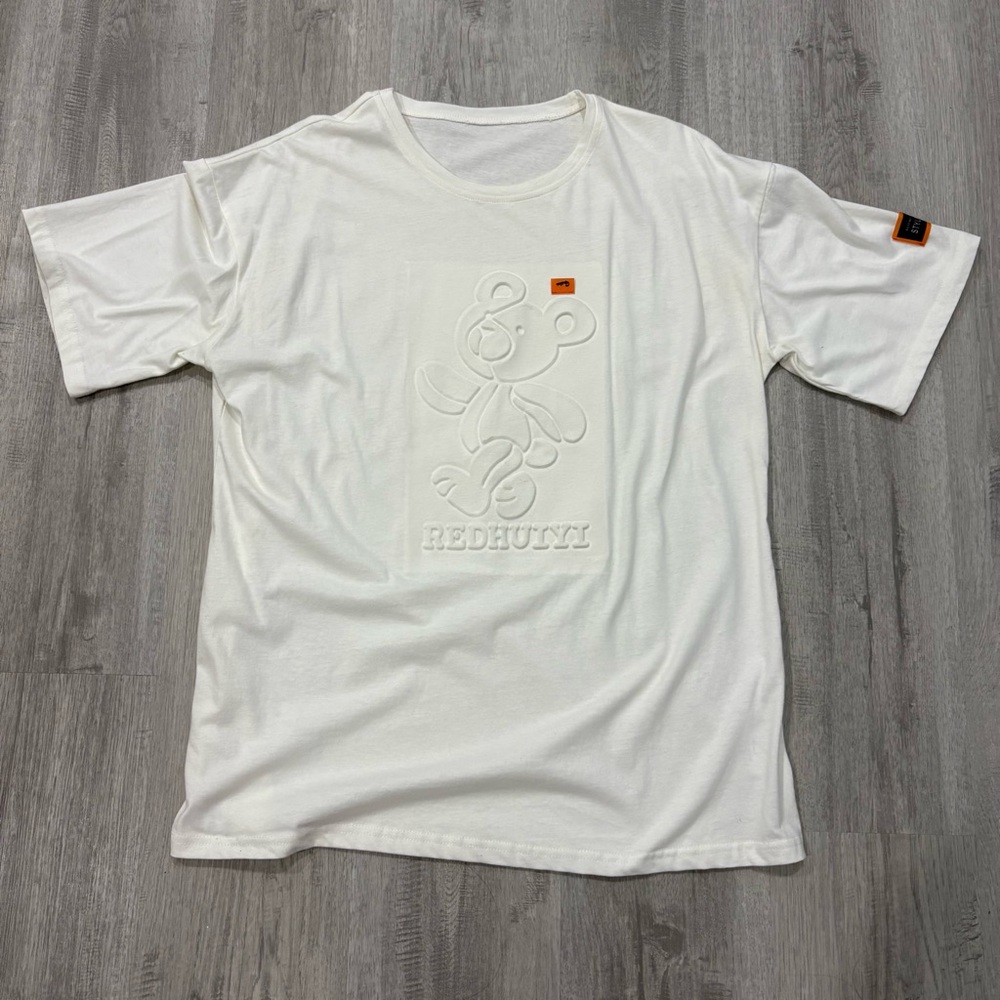 White bear oversized graphic t-shirt